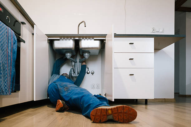 Professional Drain Cleaning technician working in Gardendale, TX